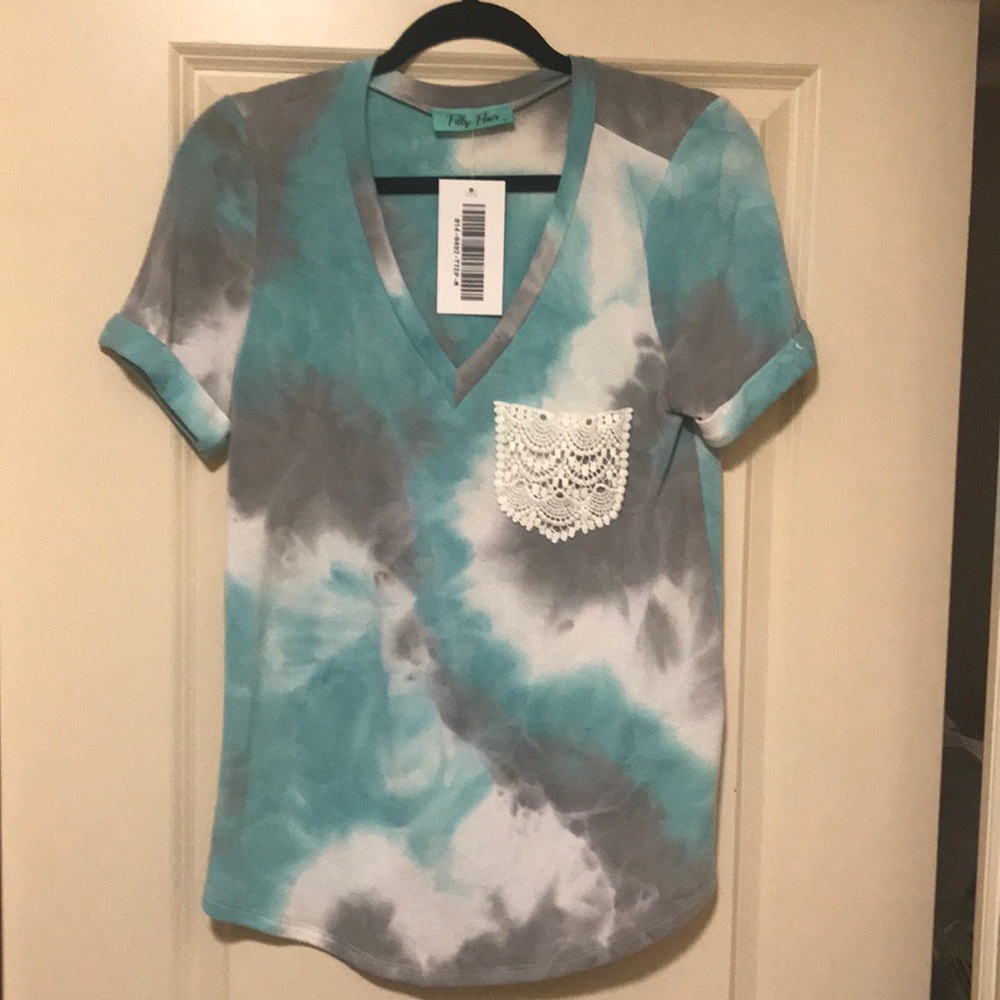 Filly flair short sleeve shirt